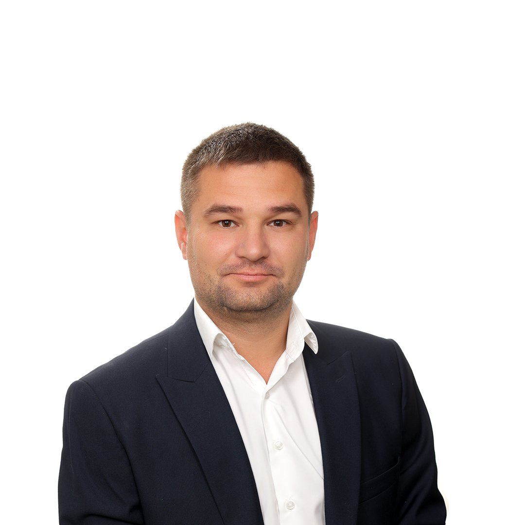 Артем Олегович Козлов