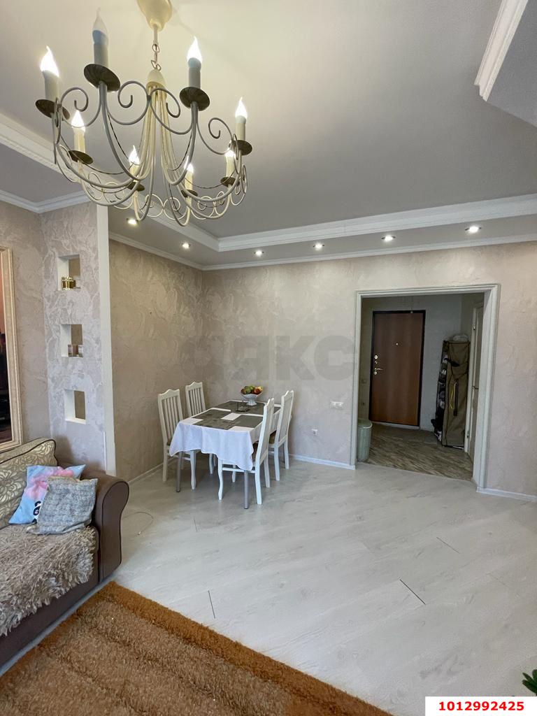 Фото №2: 2-комнатная квартира 45 м² - Сочи, Гагарина, Новый Сочи, Центральный, мкр. Заречный, ул. Цюрупы, 34