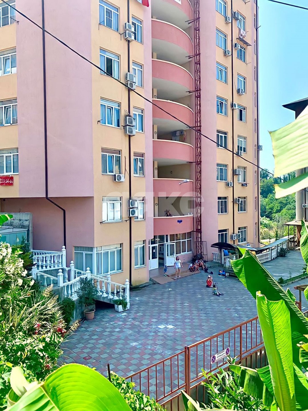 Фото №4: 3-комнатная квартира 51 м² - Сочи, Центральный, мкр. Новый Сочи, ул. Клубничная, 15Б