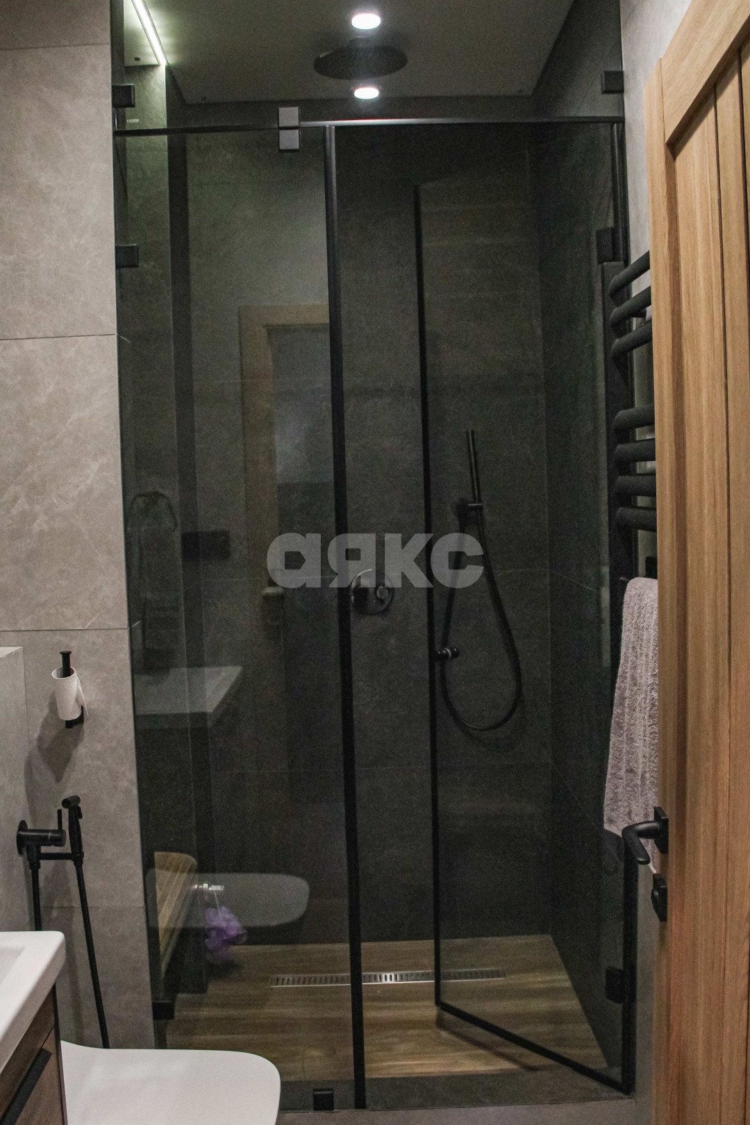 Фото №24: Часть дома 216 м² + 1.7 сот. - Красная Поляна, мкр. курорт Красная Поляна, ул. Защитников Кавказа, 80