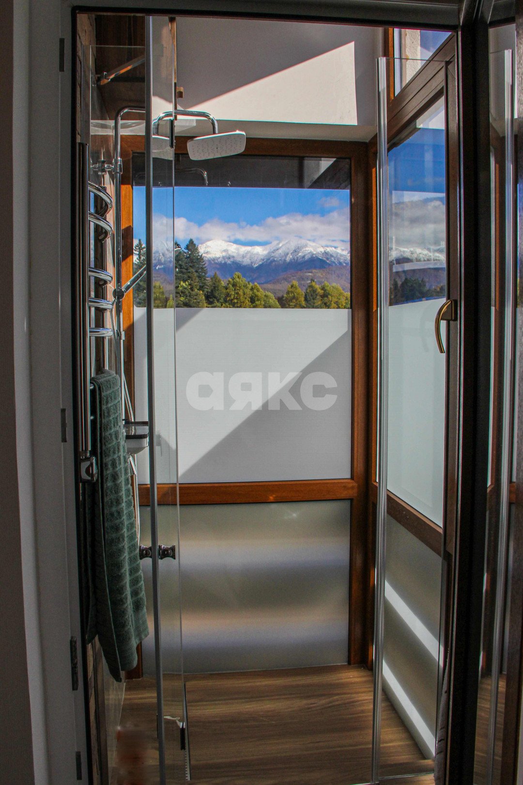 Фото №3: Часть дома 216 м² + 1.7 сот. - Красная Поляна, мкр. курорт Красная Поляна, ул. Защитников Кавказа, 80