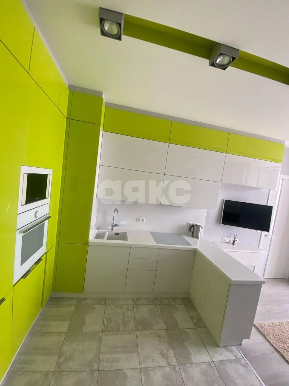 Фото №8: 2-комнатная квартира 43 м² - Сочи, р. Центральный, ул. Роз, 115/1