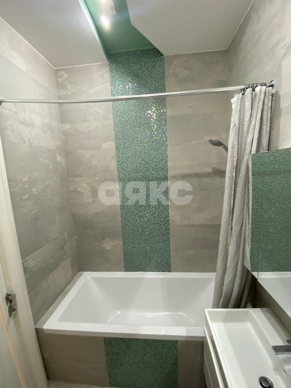 Фото №29: 2-комнатная квартира 43 м² - Сочи, р. Центральный, ул. Роз, 115/1