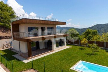 Фото №1: Дом 241 м² - Красная Воля, р. Адлерский, ул. Садовая