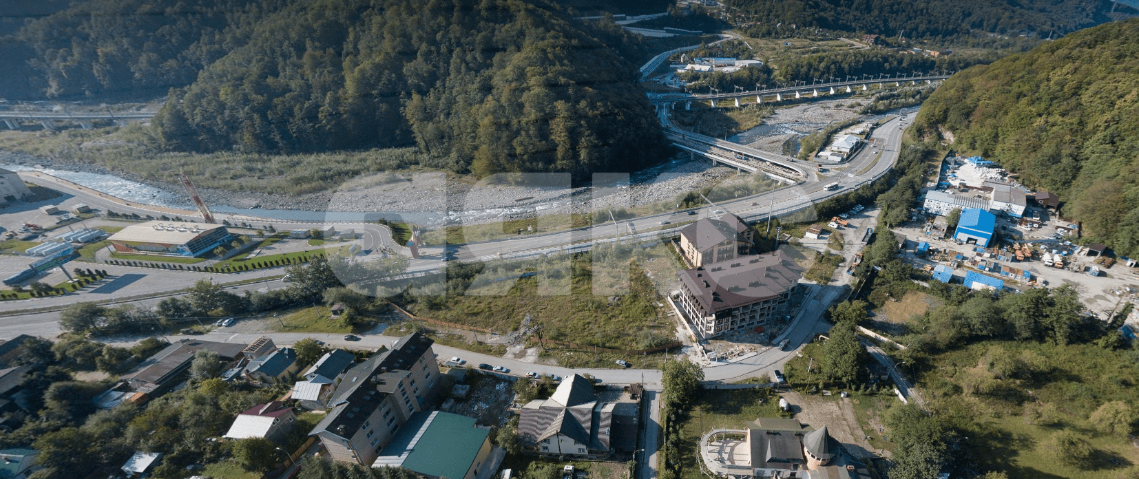 Фото №2: Земельный участок под ИЖС 12 сот. - Эстосадок, курорт Красная Поляна, мкр. Курорт Красная Поляна 540, ул. А-149, участок Адлер — курорт Альпика-Сервис, 44-й километр