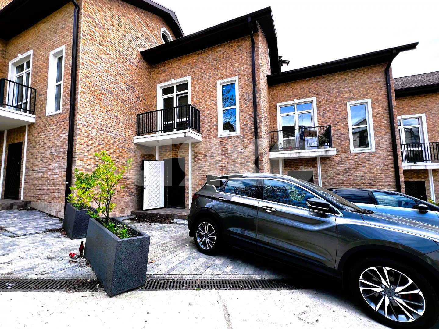 Фото №4: Таунхаус 112 м² + 2 сот. - Сочи, Адлерский, ж/р Адлер, ул. Верхнеизвестинская, 24Е