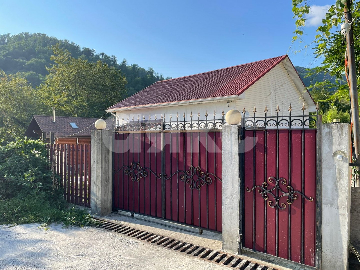 Фото №22: Дом 183 м² + 12 сот. - Барановка (Лазаревский район), р. Лазаревский, ул. Золотая, 25/3