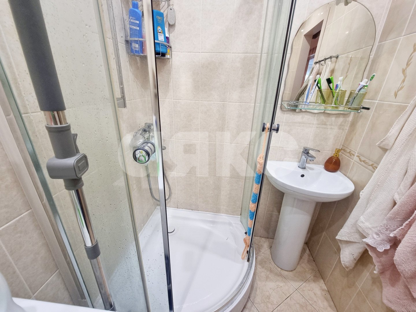 Фото №17: 3-комнатная квартира 66 м² - Сочи, Заречный, Центральный, мкр. Макаренко, ул. Вишнёвая, 24