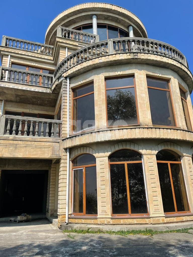 Фото №2: Дом 699 м² + 8.72 сот. - Сочи, Центральный, мкр. Мамайка, ул. Целинная, 28/11