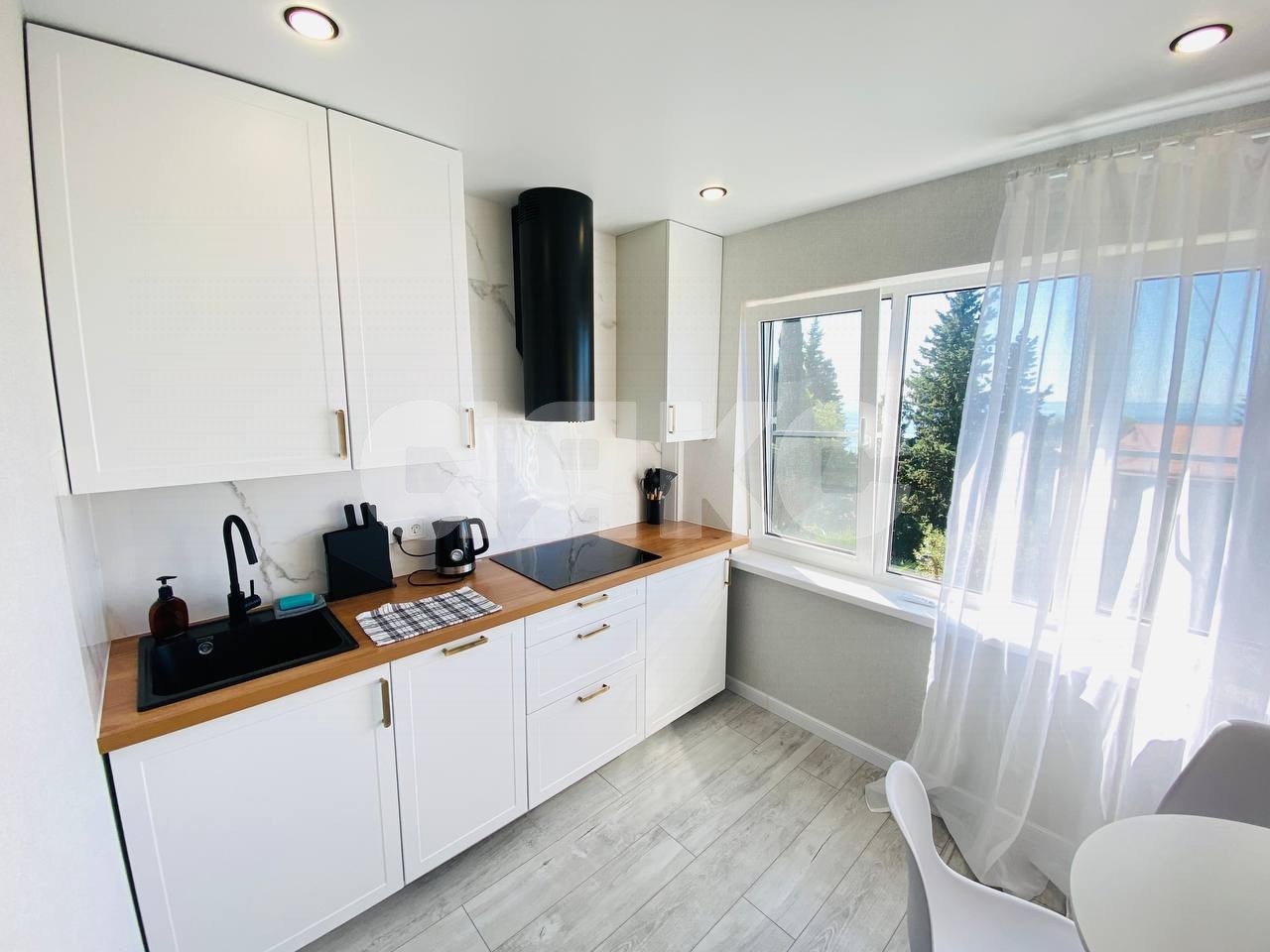 Фото №5: 2-комнатная квартира 47 м² - Сочи, Хостинский, мкр. Бытха, ул. Лесная, 3