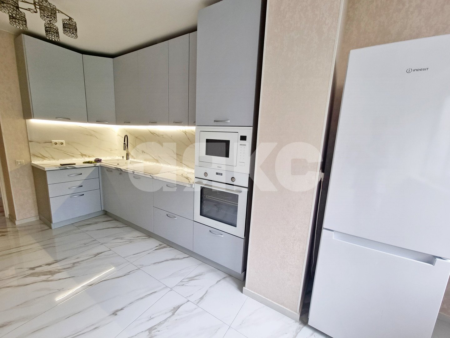 Фото №2: 2-комнатная квартира 57 м² - Сочи, Центральный, мкр. Заречный, ул. Пластунская, 100