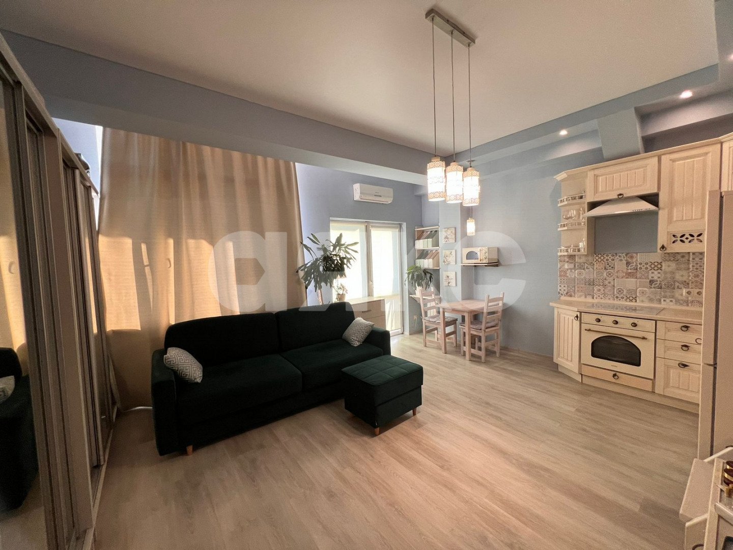 Фото №13: Студия 42 м² - Сочи, Адлерский, ж/р Адлер, ул. Троицкая, 33