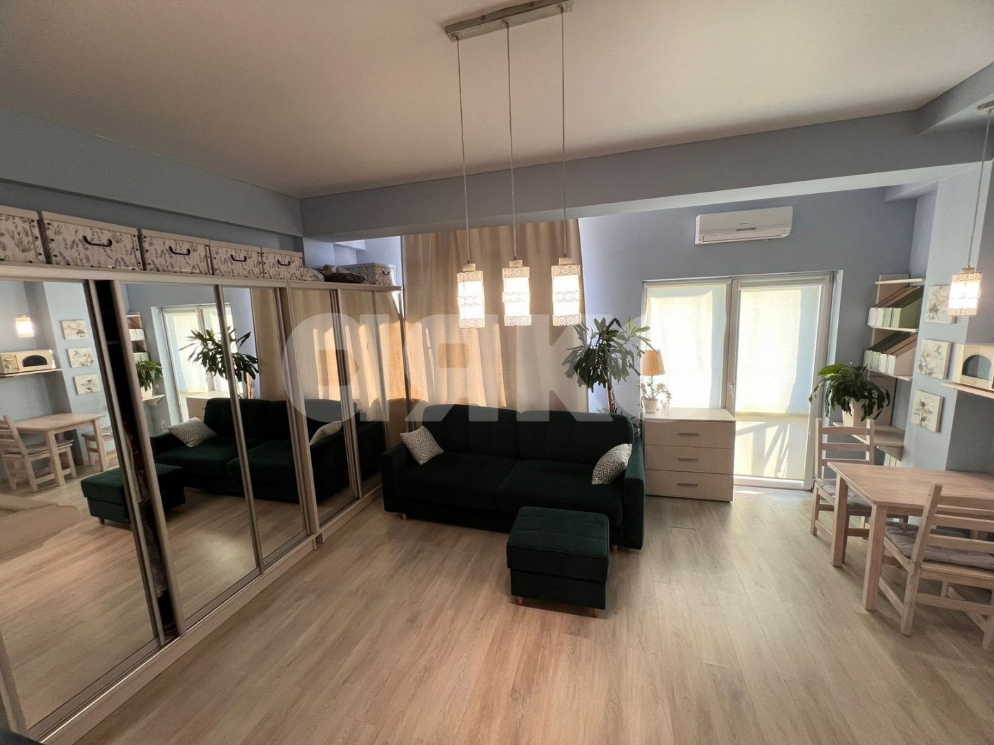 Фото №1: Студия 42 м² - Сочи, Адлерский, ж/р Адлер, ул. Троицкая, 33