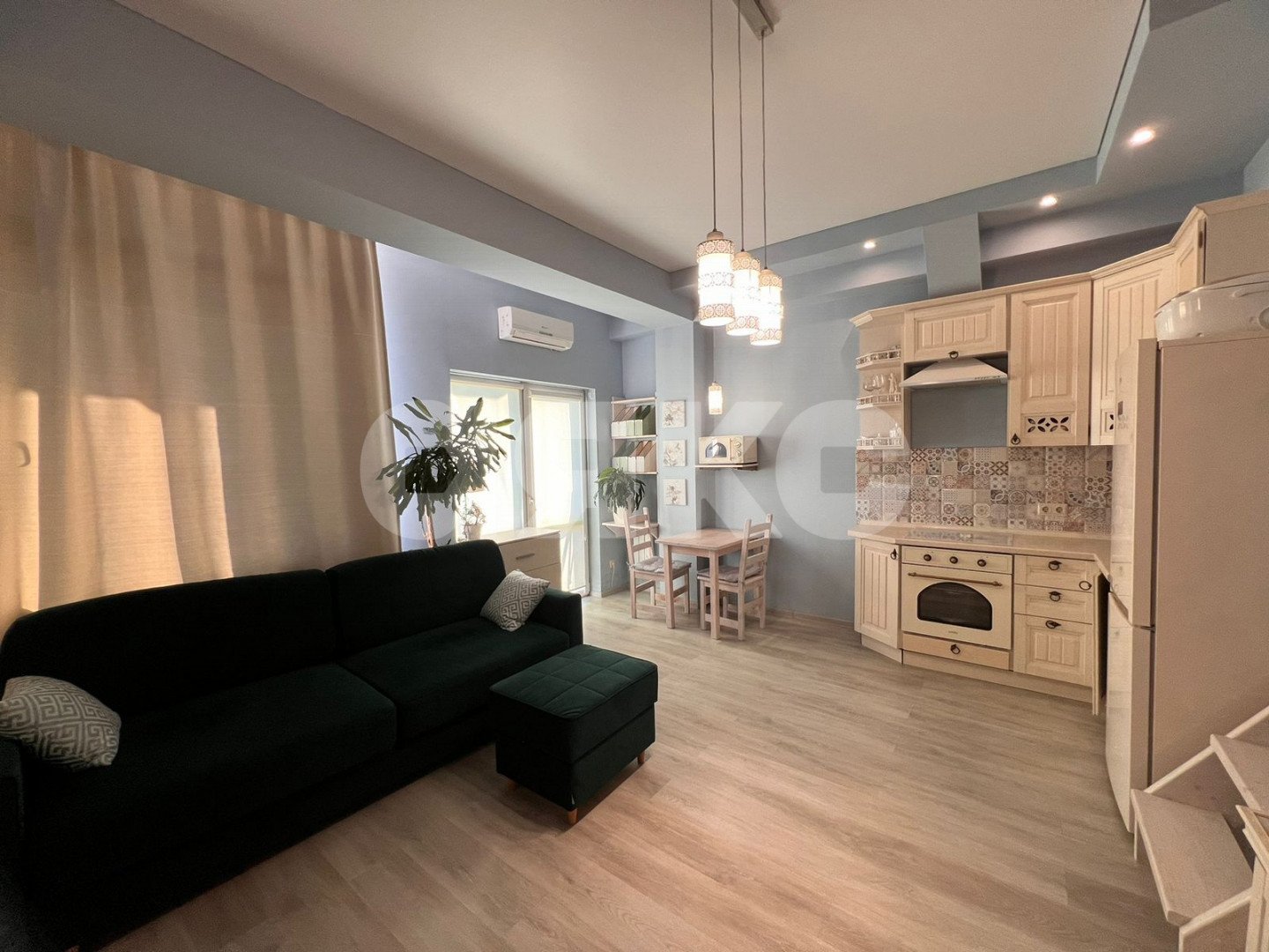 Фото №5: Студия 42 м² - Сочи, Адлерский, ж/р Адлер, ул. Троицкая, 33