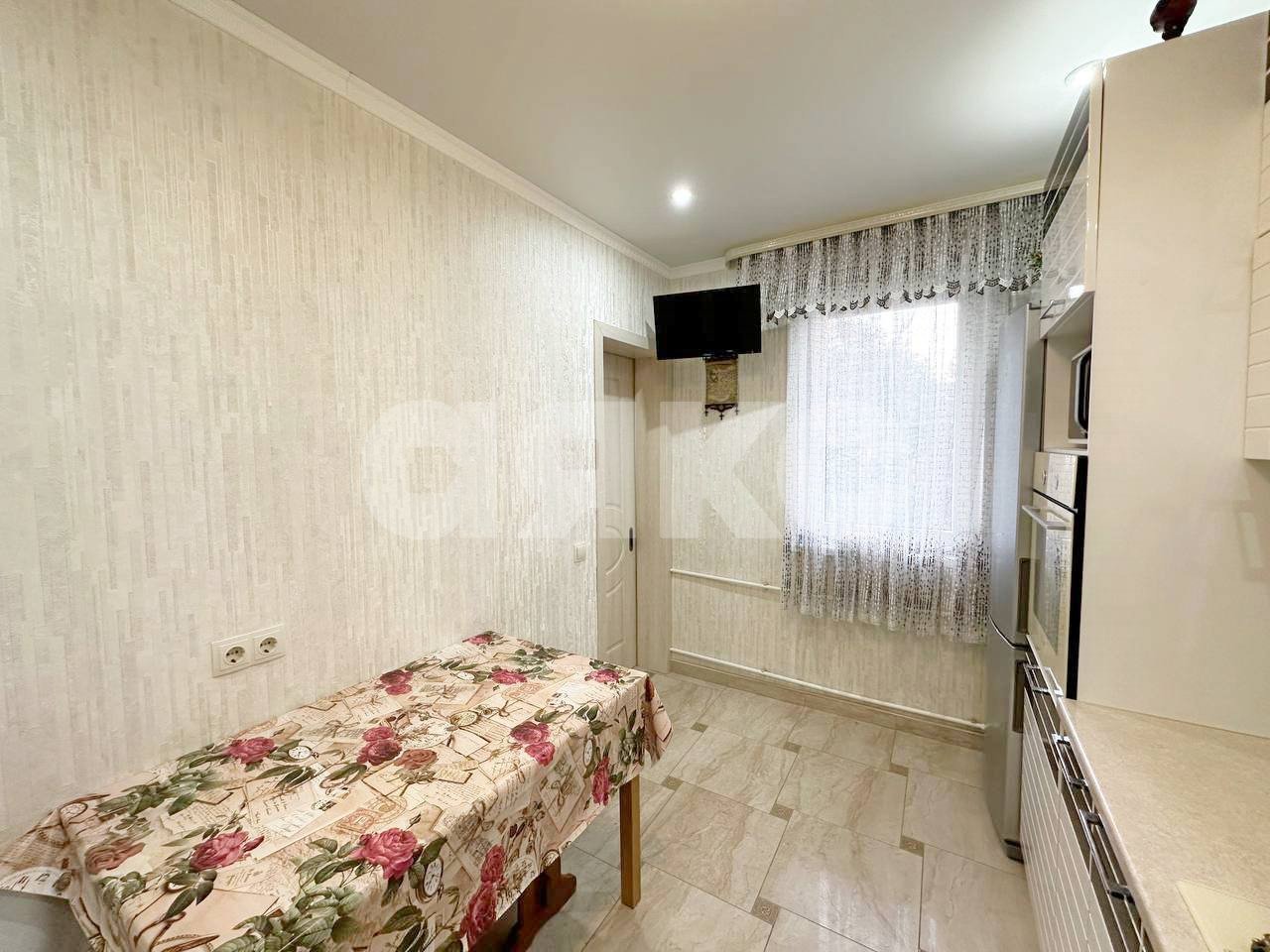 Фото №2: 3-комнатная квартира 72 м² - Сочи, Центральный, мкр. Заречный, ул. Абрикосовая, 18