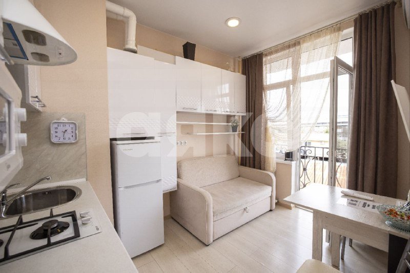 Фото №6: 1-комнатная квартира 28 м² - Сочи, Адлерский, Центральный, ж/р Адлер, ул. Лескова, 25