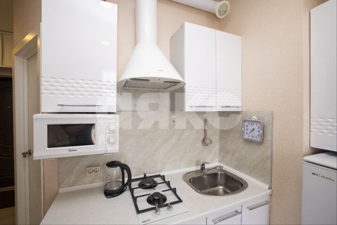 Фото №11: 1-комнатная квартира 28 м² - Сочи, Адлерский, Центральный, ж/р Адлер, ул. Лескова, 25