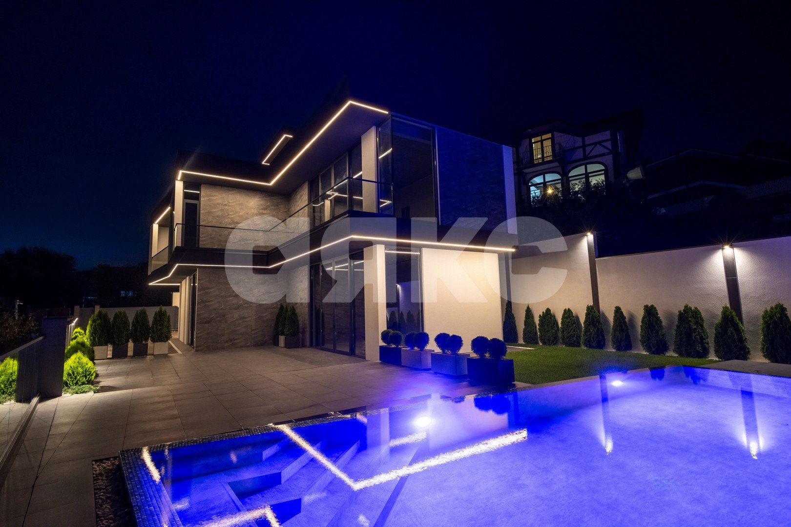 Фото №6: Дом 330 м² + 6.7 сот. - Сочи, Хостинский, ж/р Хоста, ул. Ручей Видный