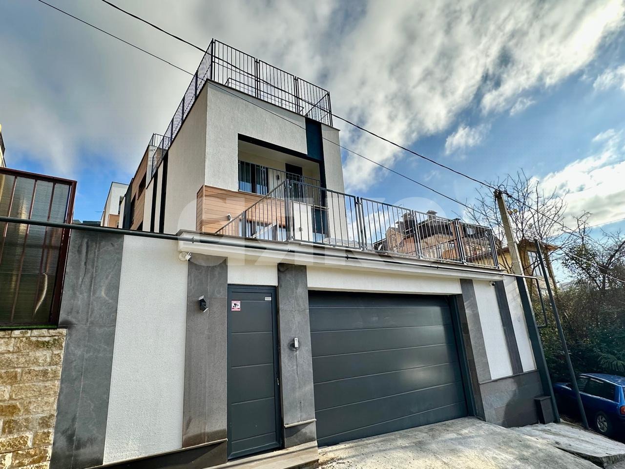 Фото №1: Дом 344 м² + 3.68 сот. - Сочи, Адлерский, п. Кудепста