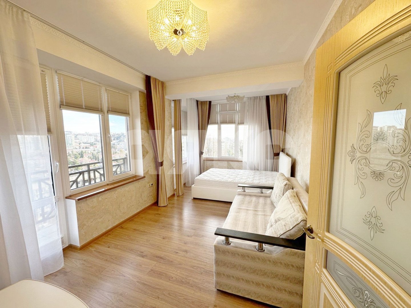 Фото №1: 1-комнатная квартира 42 м² - Сочи, Центральный, Гагарина, мкр. Новый Сочи, ул. Цюрупы, 34