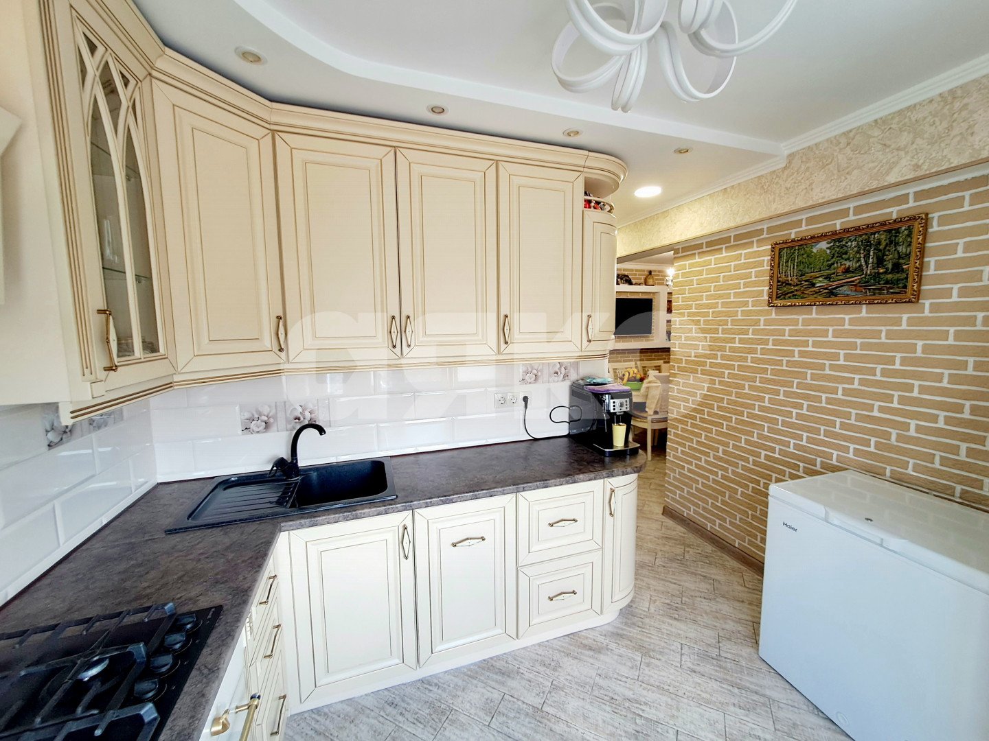 Фото №8: 2-комнатная квартира 72 м² - Сочи, Адлерский, Голубые Дали, ж/р Адлер, ул. Голубые Дали, 2