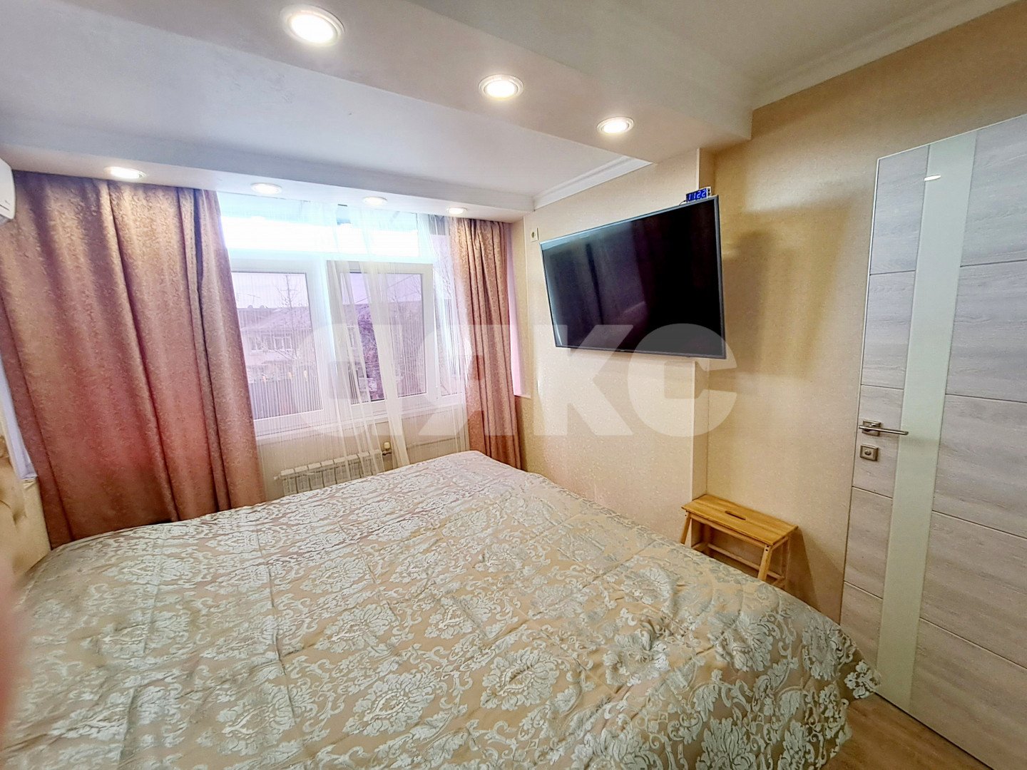 Фото №4: 2-комнатная квартира 72 м² - Сочи, Адлерский, Голубые Дали, ж/р Адлер, ул. Голубые Дали, 2