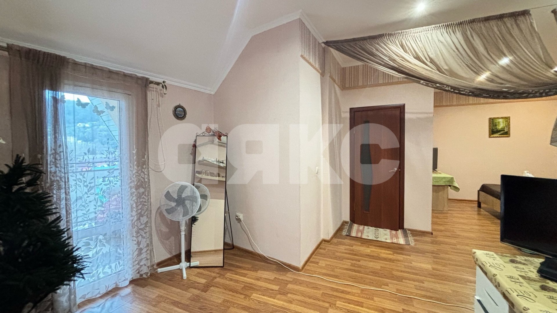 Фото №15: 3-комнатная квартира 125 м² - Дагомыс, р. Лазаревский, ул. Старошоссейная, 1