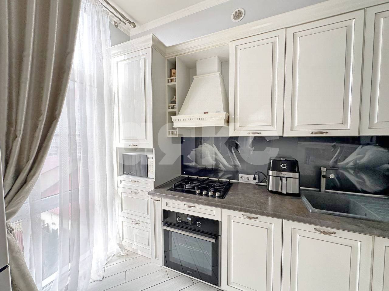 Фото №4: 2-комнатная квартира 57 м² - Сочи, Центральный, мкр. Заречный, ул. Вишнёвая, 22/2