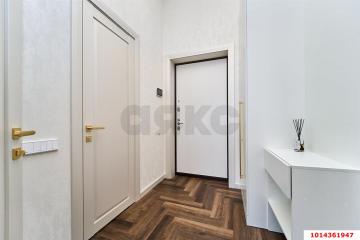 Фото №2: 2-комнатная квартира 72 м² - Краснодар, мкр. жилой комплекс Девелопмент Плаза, ул. имени 40-летия Победы, 33Г