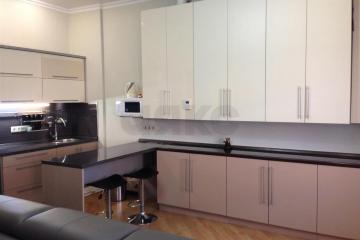 Фото №1: 4-комнатная квартира 122 м² - Краснодар, мкр. имени Петра Метальникова, ул. Защитников Отечества, 14