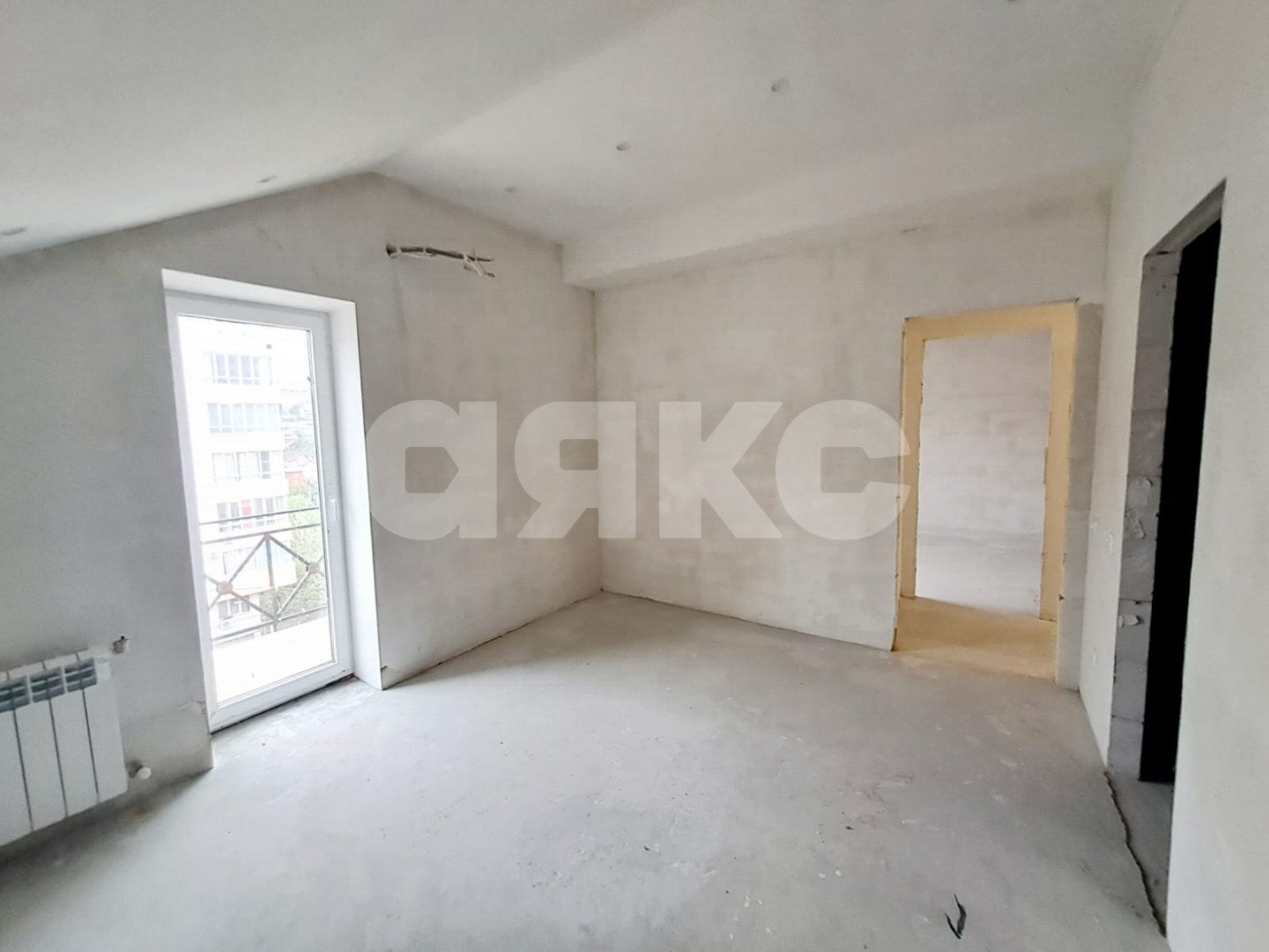 Фото №9: 4-комнатная квартира 139 м² - Сочи, Центральный, мкр. Новый Сочи, ул. Клубничная, 1/14