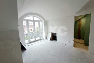 Фото №1: 4-комнатная квартира 139 м² - Сочи, мкр. Новый Сочи, ул. Клубничная, 1/14