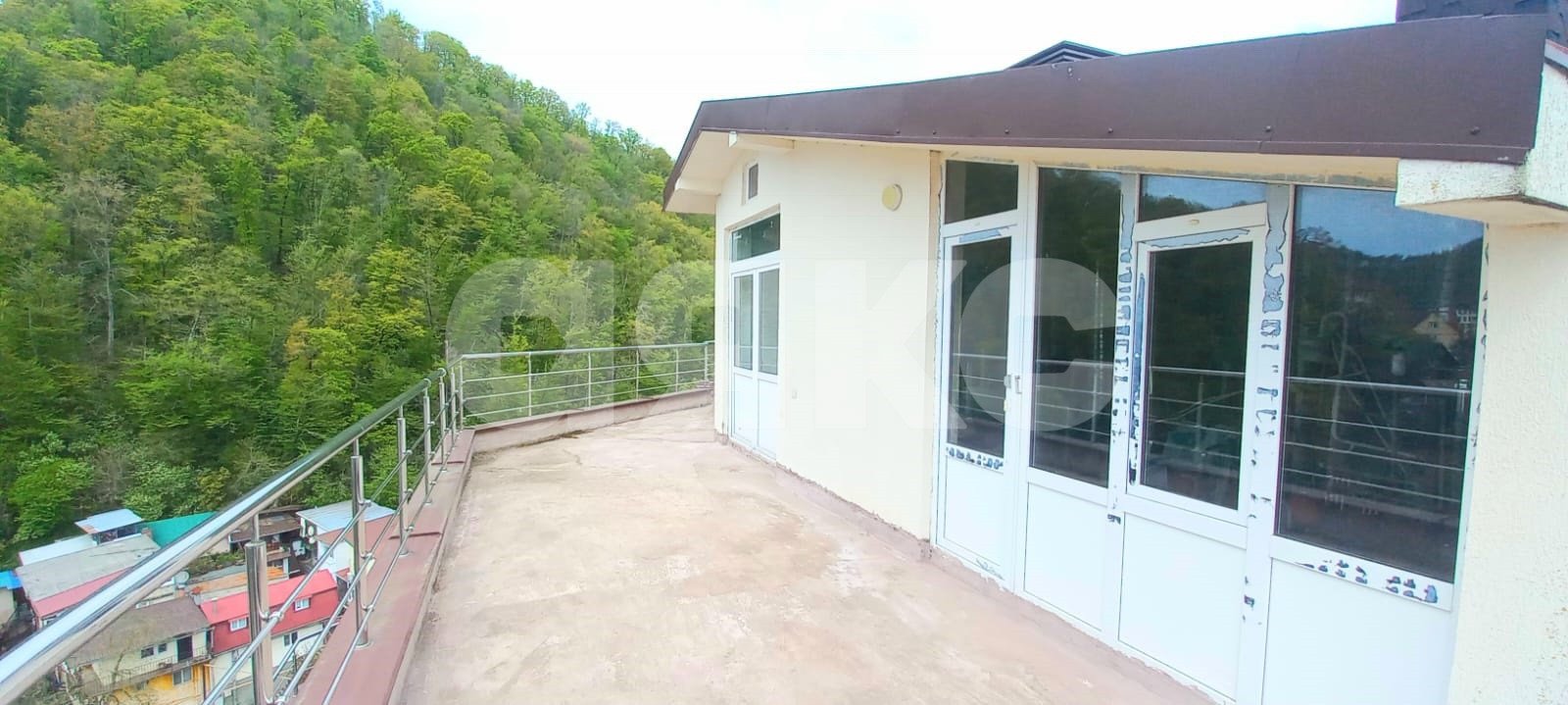 Фото №2: 4-комнатная квартира 138 м² - Дагомыс, р. Лазаревский, ул. Батумское шоссе, 31А