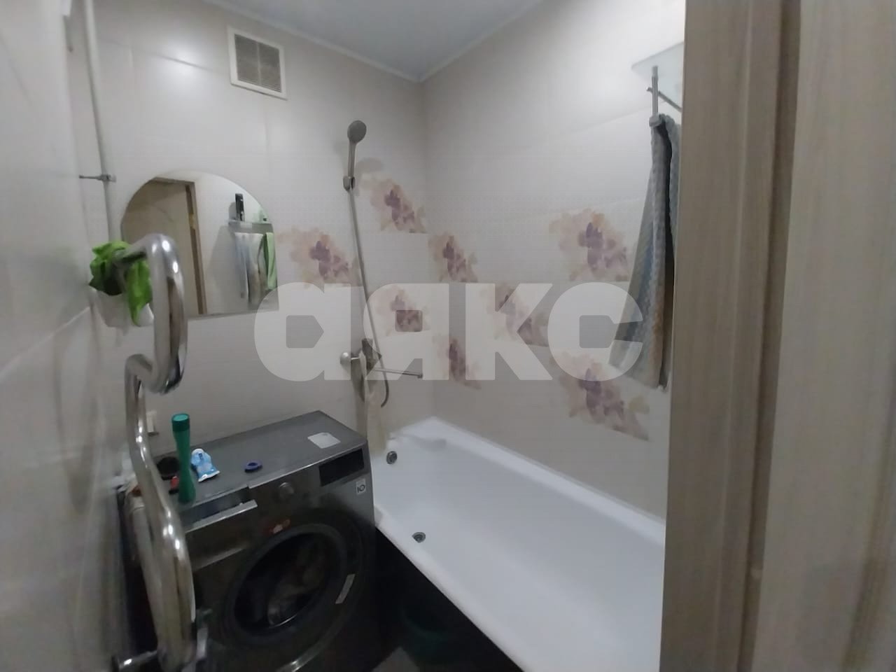 Фото №10: 2-комнатная квартира 51 м² - Сочи, Центральный, мкр. Завокзальный, ул. Невская, 21А