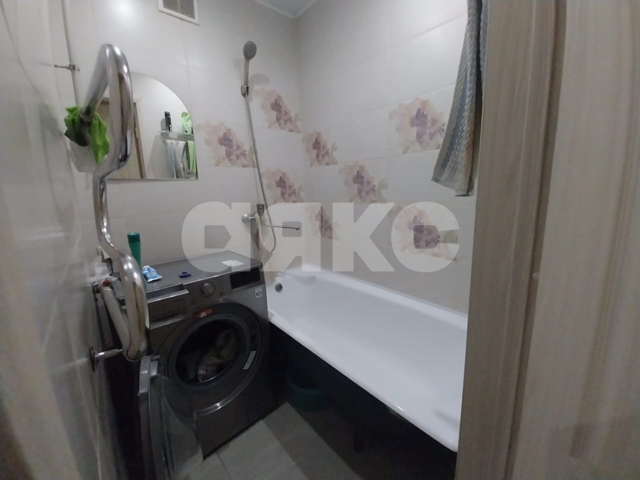 Фото №15: 2-комнатная квартира 51 м² - Сочи, Центральный, мкр. Завокзальный, ул. Невская, 21А