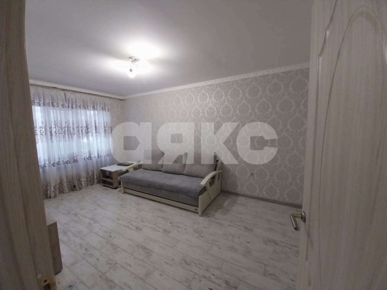 Фото №1: 2-комнатная квартира 51 м² - Сочи, Центральный, мкр. Завокзальный, ул. Невская, 21А