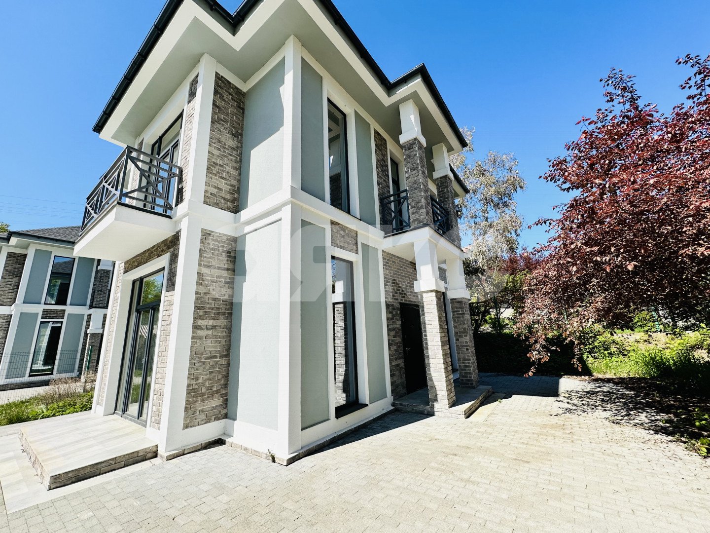 Фото №2: Дом 130 м² + 4 сот. - Дагомыс, р. Лазаревский, ул. Батумское шоссе, 38/2