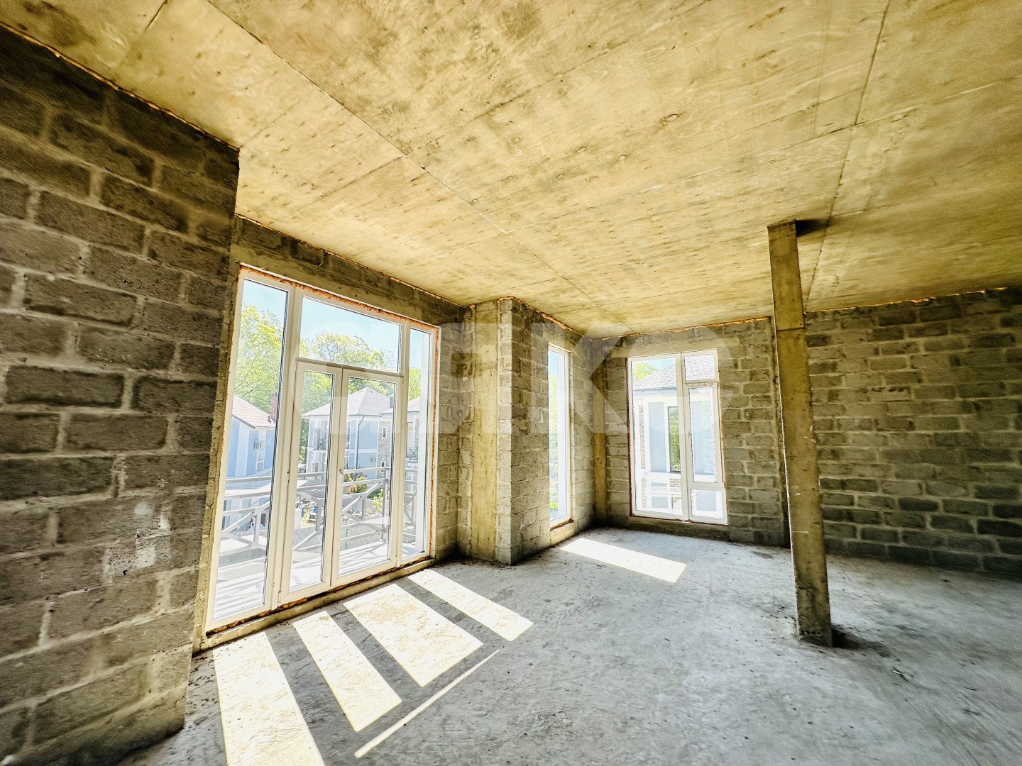 Фото №11: Дом 130 м² + 4 сот. - Дагомыс, р. Лазаревский, ул. Батумское шоссе, 38/2