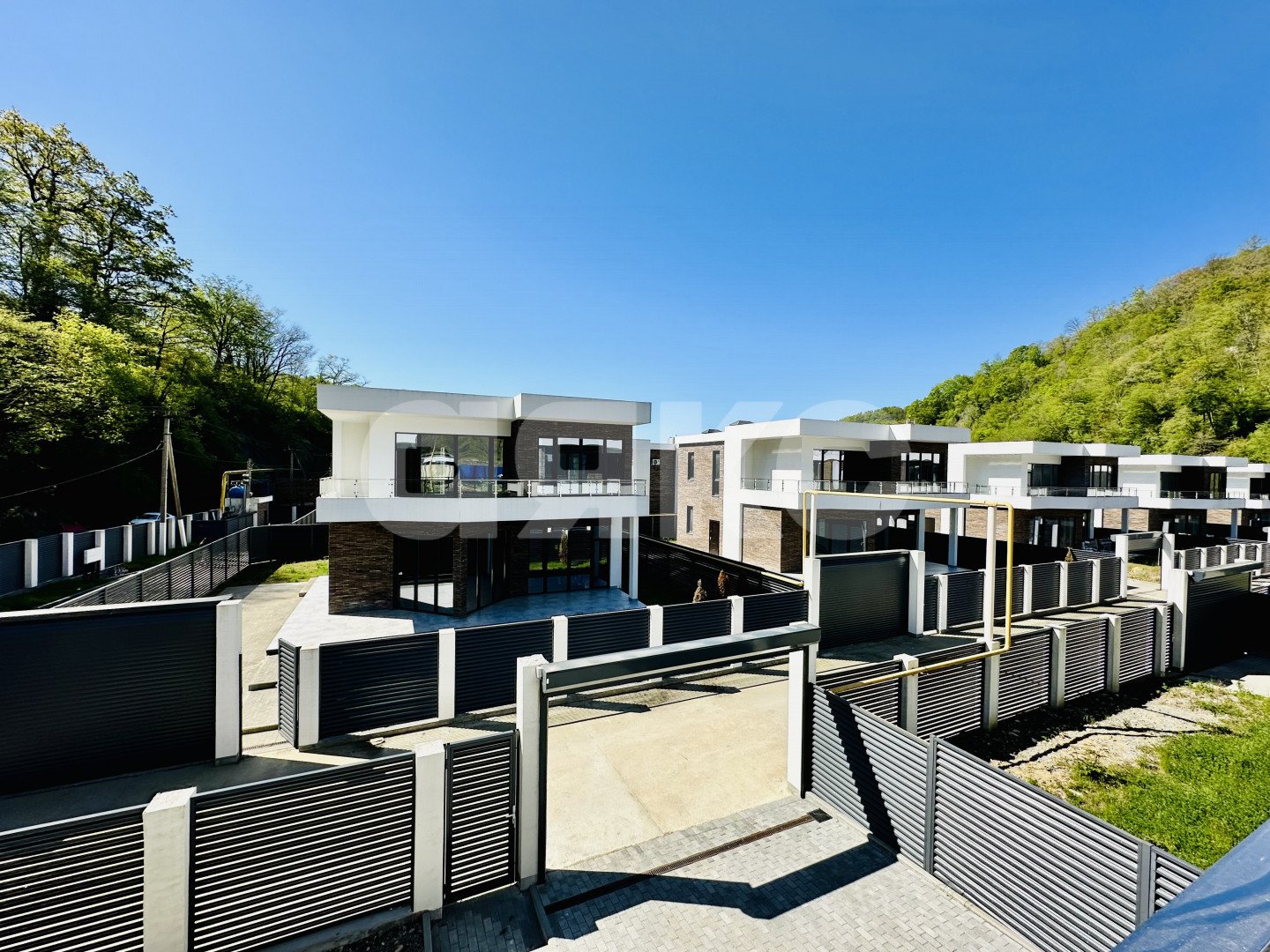 Фото №8: Дом 220 м² + 4.5 сот. - Ордынка, р. Лазаревский