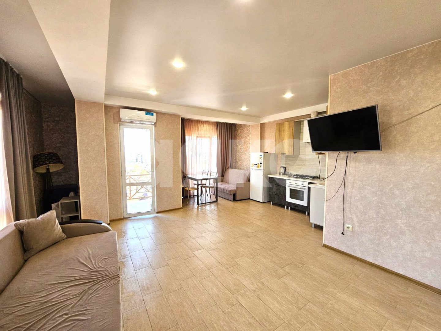 Фото №5: Студия 40 м² - Сочи, Адлерский, Верхнеимеретинская Бухта, мкр. жилой комплекс Санни Хилл Адлер, ул. Каспийская, 46/5