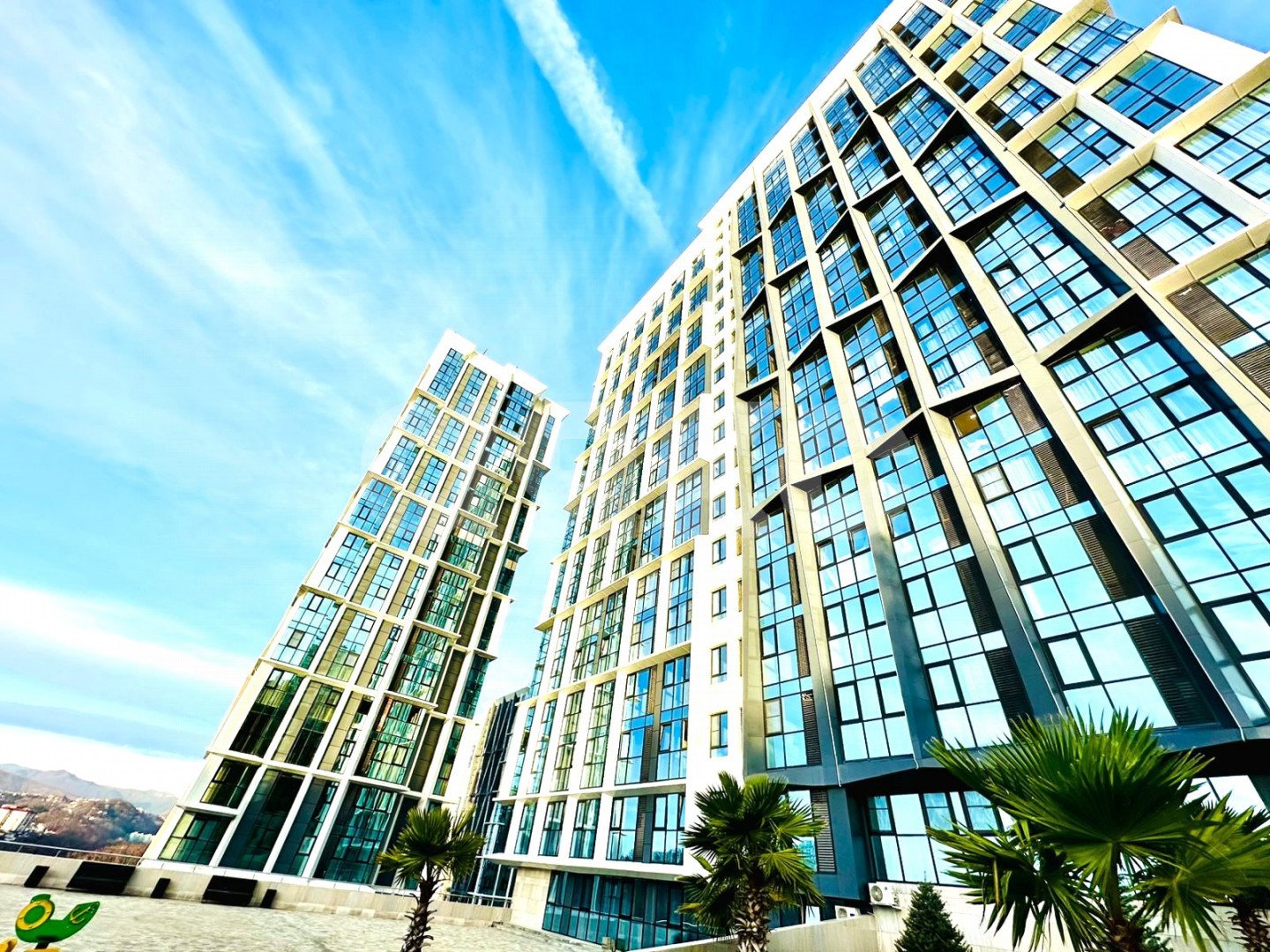 Фото №1: 1-комнатная квартира 38 м² - Сочи, Хостинский, мкр. Бытха, ул. Ясногорская, 16/8к1