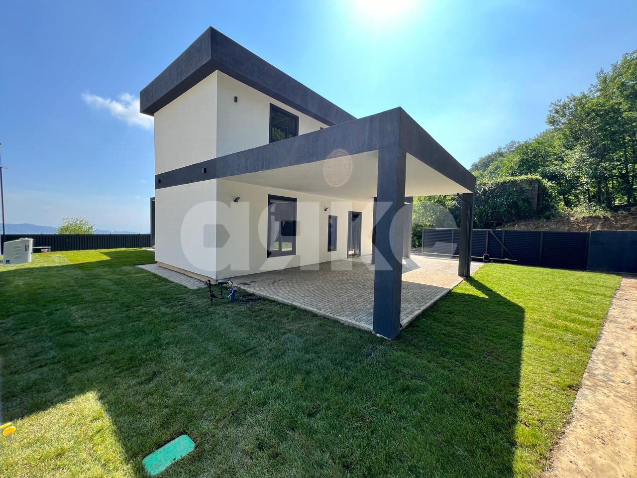 Фото №3: Дом 296 м² + 6 сот. - Верхнениколаевское, р. Адлерский