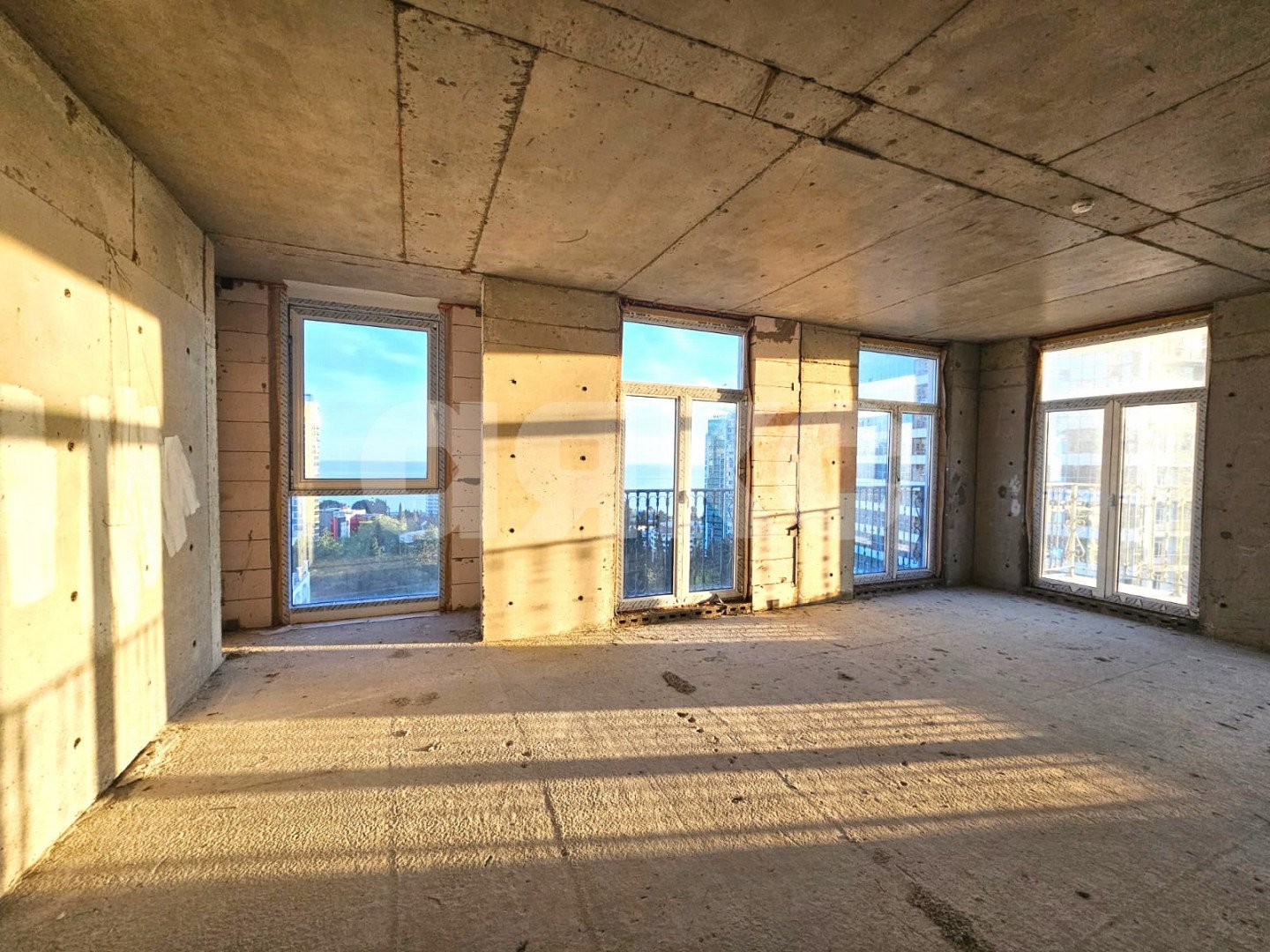 Фото №4: 1-комнатная квартира 88 м² - Сочи, Хостинский, мкр. Светлана, ул. Депутатская, 10Дк1