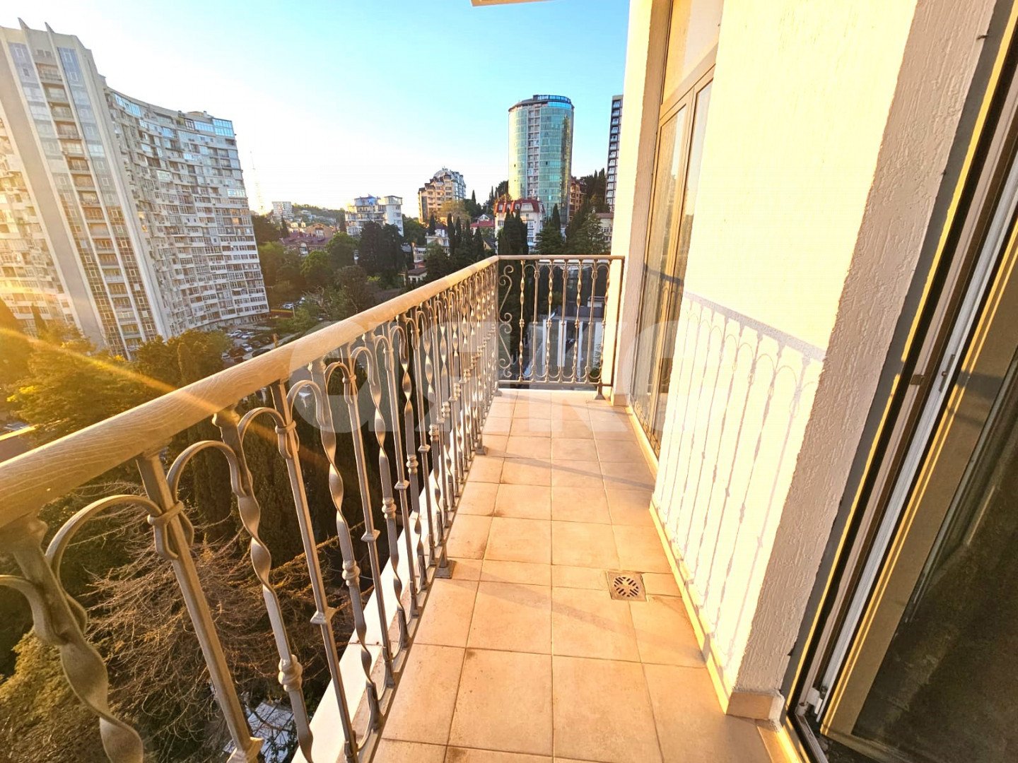 Фото №9: 1-комнатная квартира 88 м² - Сочи, Хостинский, мкр. Светлана, ул. Депутатская, 10Дк1