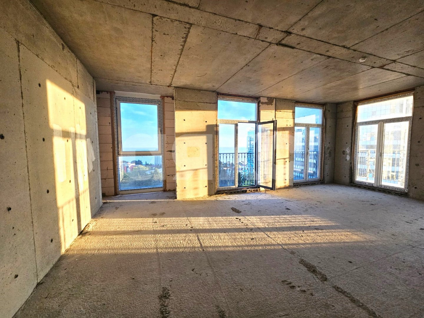 Фото №6: 1-комнатная квартира 88 м² - Сочи, Хостинский, мкр. Светлана, ул. Депутатская, 10Дк1