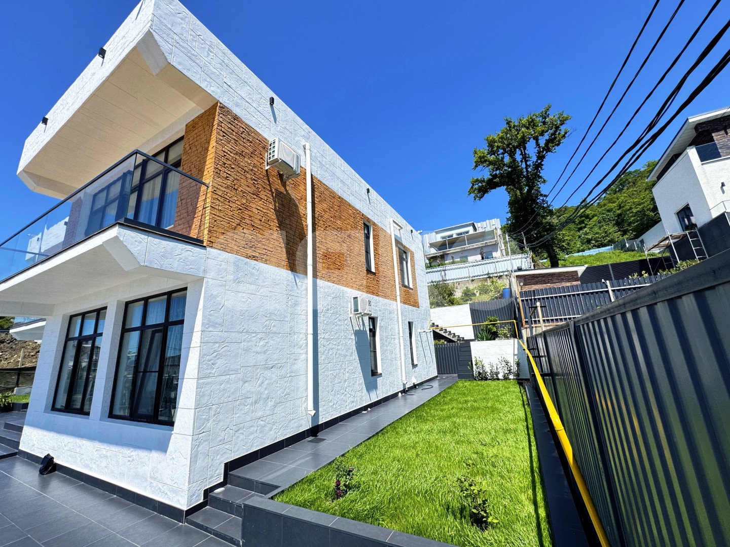 Фото №2: Дом 290 м² + 9.15 сот. - Сочи, Хостинский, ж/р Хоста, 23