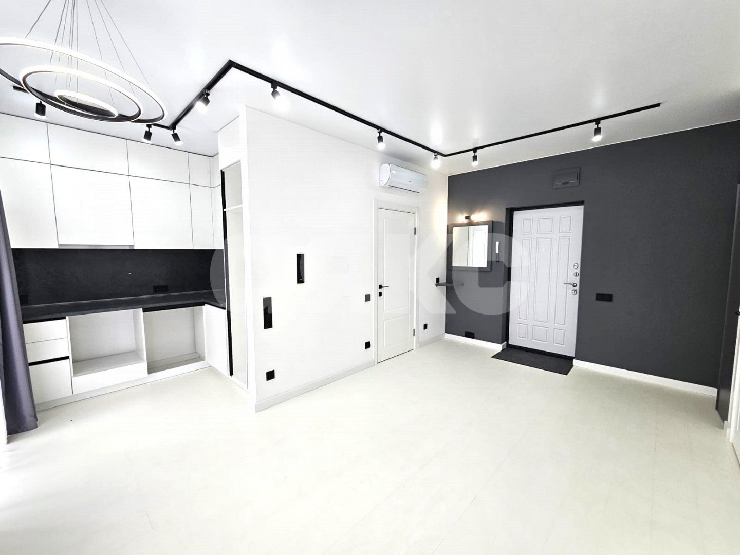 Фото №2: 1-комнатная квартира 46 м² - Сочи, Хостинский, мкр. Яна Фабрициуса, ул. Яна Фабрициуса, 2/23М