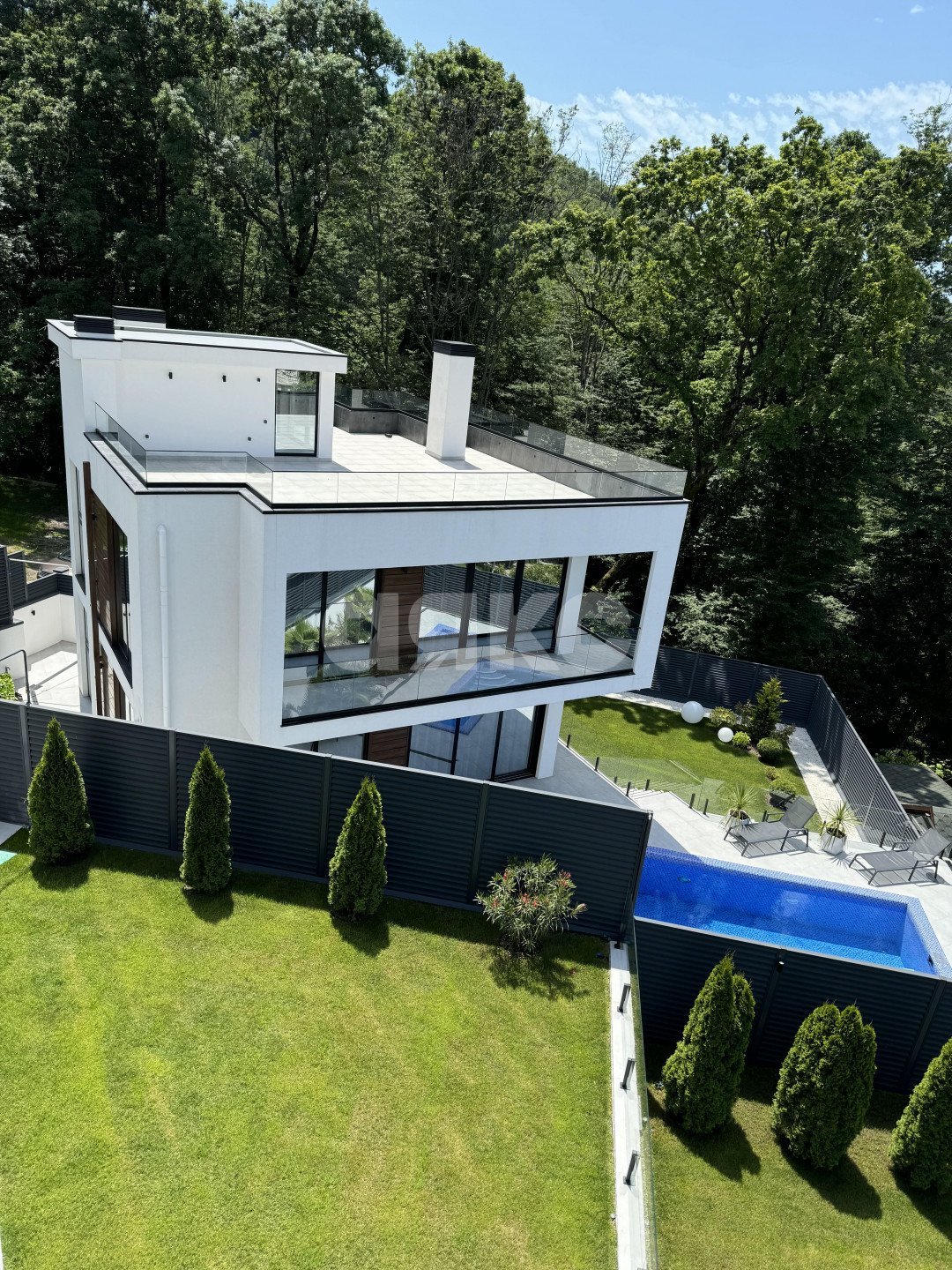 Фото №5: Дом 320 м² + 6 сот. - Сочи, р. Лазаревский, 38