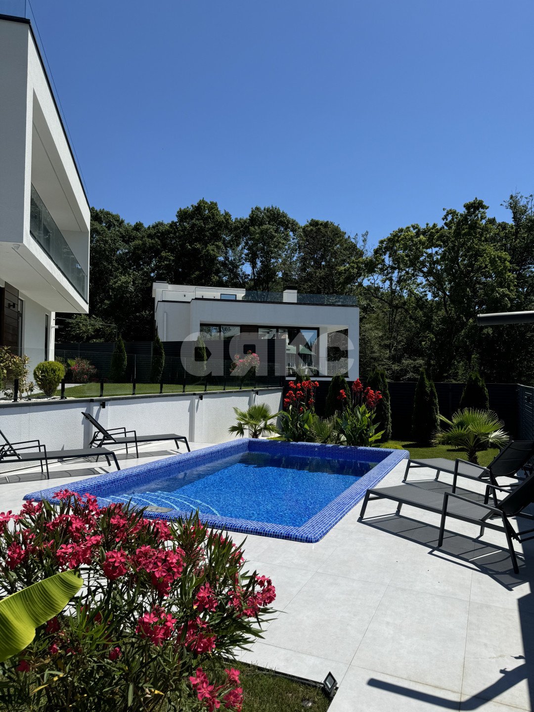 Фото №4: Дом 320 м² + 6 сот. - Сочи, р. Лазаревский, 38