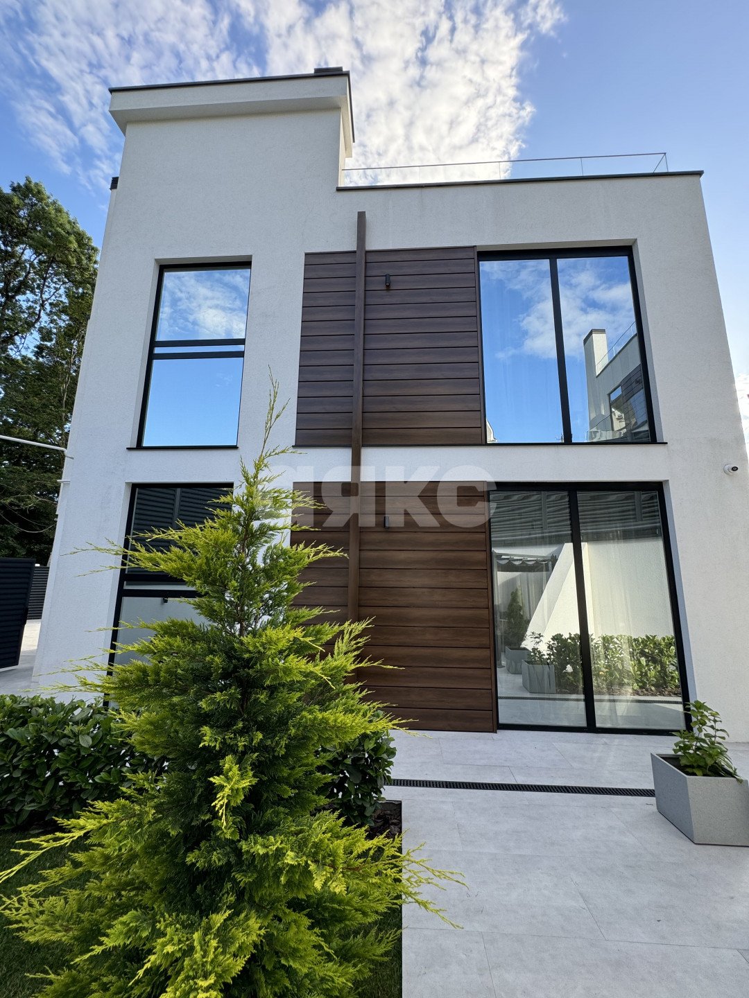 Фото №6: Дом 320 м² + 6 сот. - Сочи, р. Лазаревский, 38